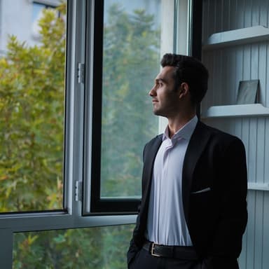 اهورا مقصودی